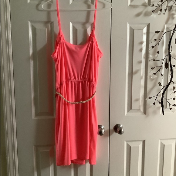 Coral NWOT Beautiful Summertime Dress. - Picture 13 of 15